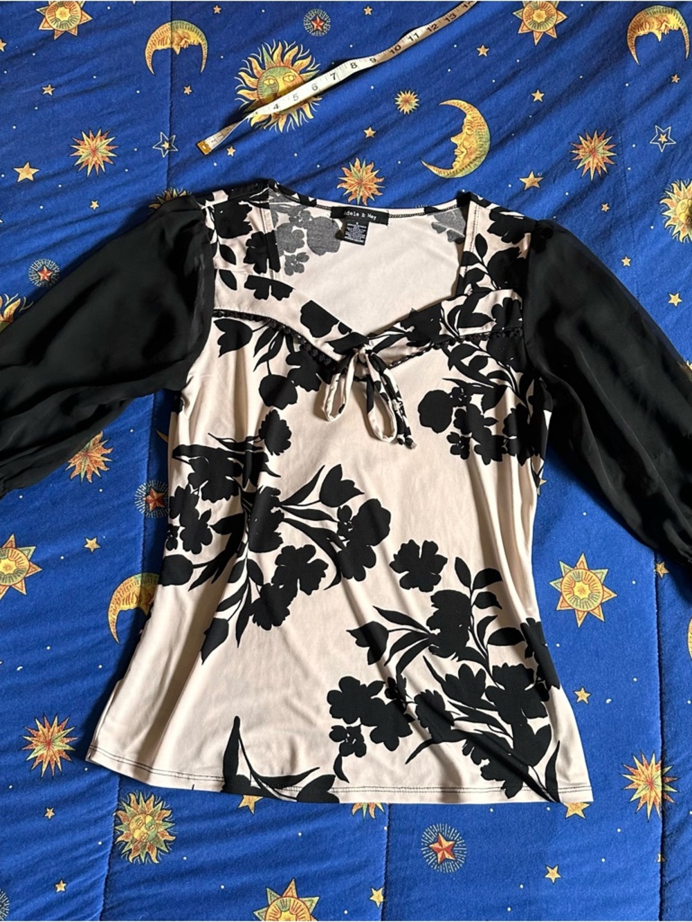 Tie-Front Floral Blouse in Beige and Black